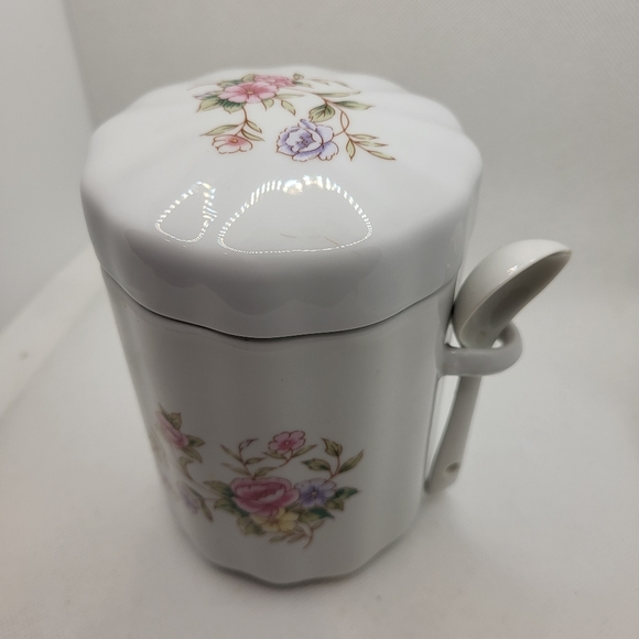 Vintage FTDA Bouquet of Hearts Porcelain Tea Canister with Spoon, Kitchen Decor - Picture 2 of 8